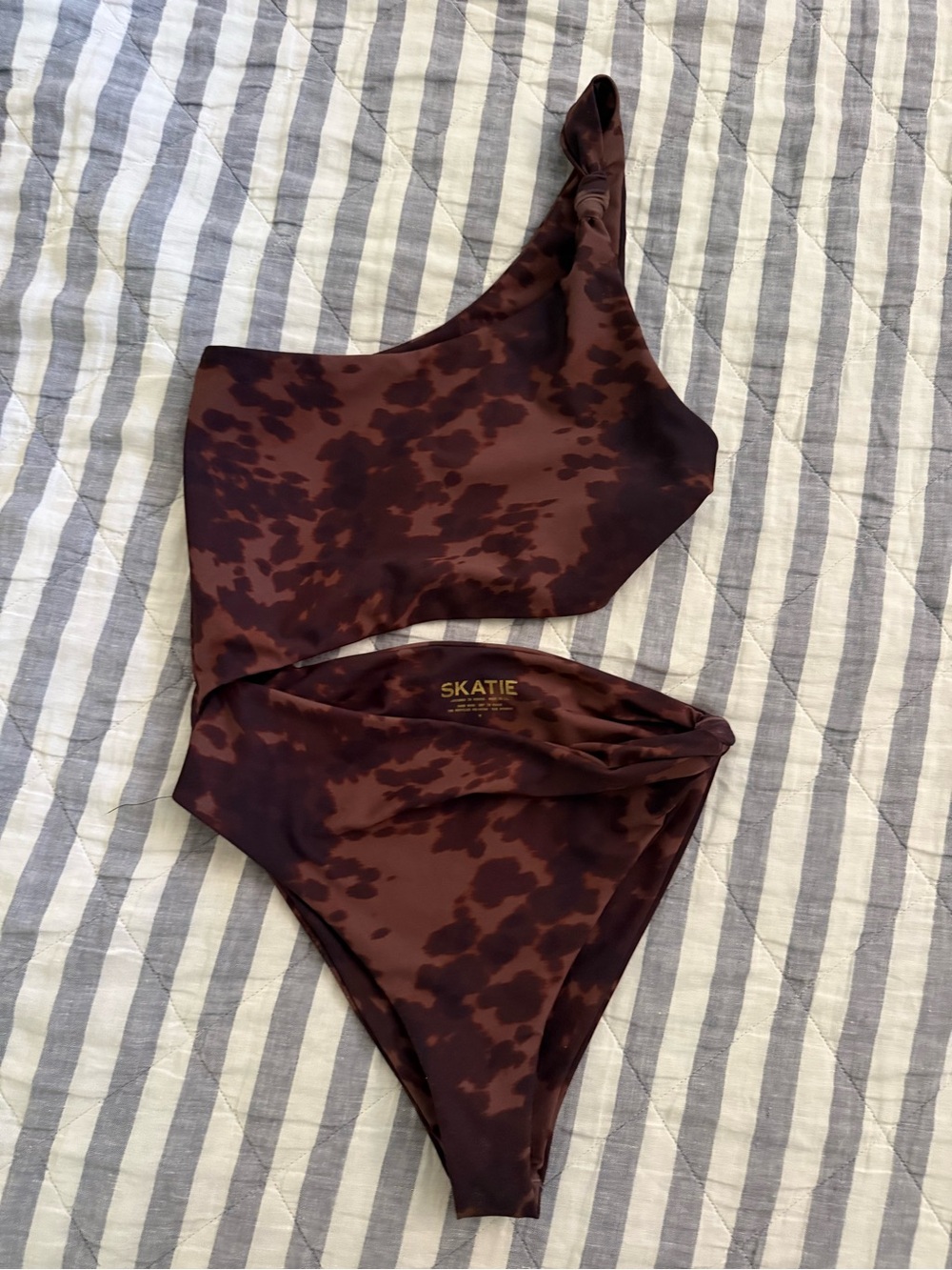 Skatie Nicole Swimsuit in Yellowstone - Picture 2 of 2